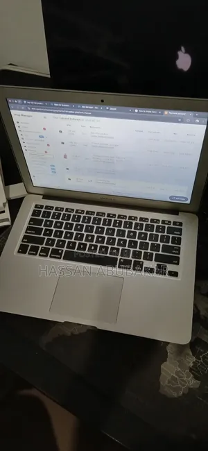 Laptop Apple MacBook Air 2017 8GB Intel Core i5 SSD 128GB