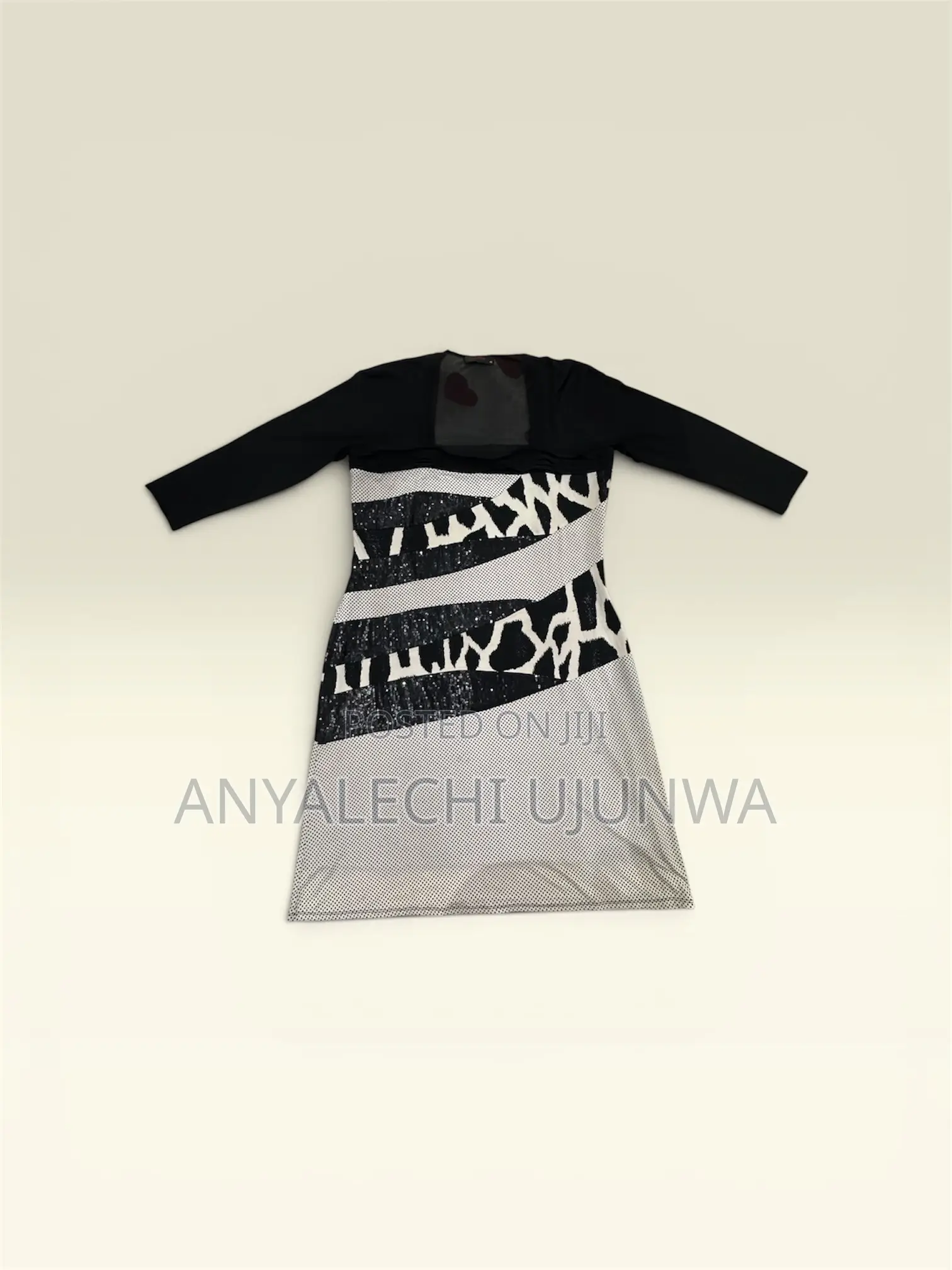 “Executive Queen Dress”