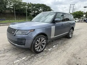 Land Rover Range Rover 3.0L V6 Supercharged HSE 2019 Blue