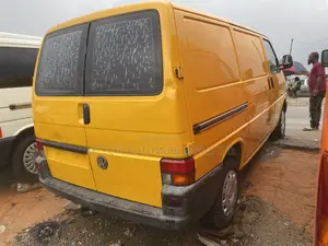 Volkswagen Transporter 2004 Gold