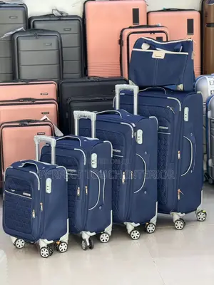 3-Piece Hard-Shell Luggage Se