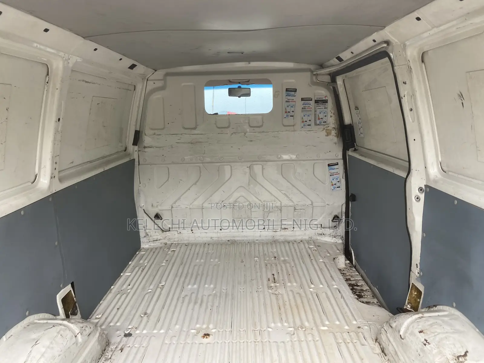 Volkswagen Transporter 2004 Gold