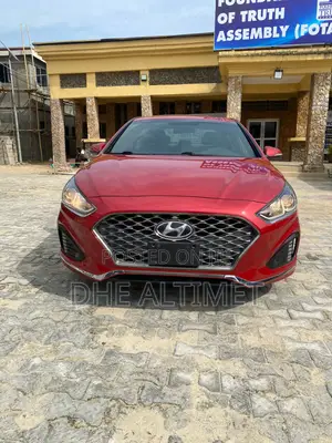 Hyundai Sonata 2018 Red