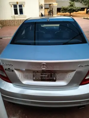 Mercedes-Benz C300 Luxury 4Matic Sedan AWD (3.0L 6cyl 7A) 2010 Silver