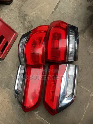Jeep Cherokee Complete Back Lights 2017 Model