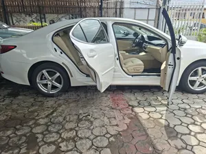 Lexus ES 2014 White