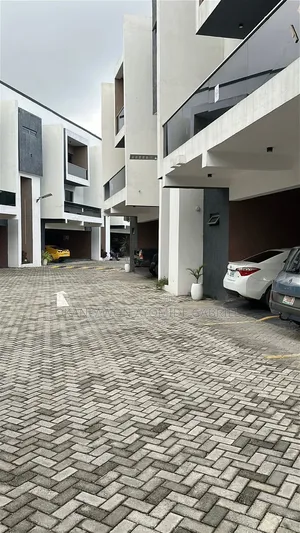 2bdrm Apartment in Ikate for sale