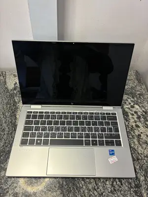 Laptop HP EliteBook x360 1030 G8 16GB Intel Core i5 SSD 256GB