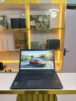 Laptop Gigabyte X5 MD 8GB Intel Core i3 HDD+SSD 1T