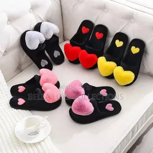 Stylish Fluffy Indoor Slippers – Soft, Cozy Comfortable
