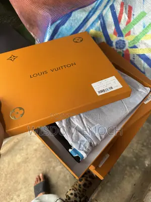 Luis Vuitton T Shirt