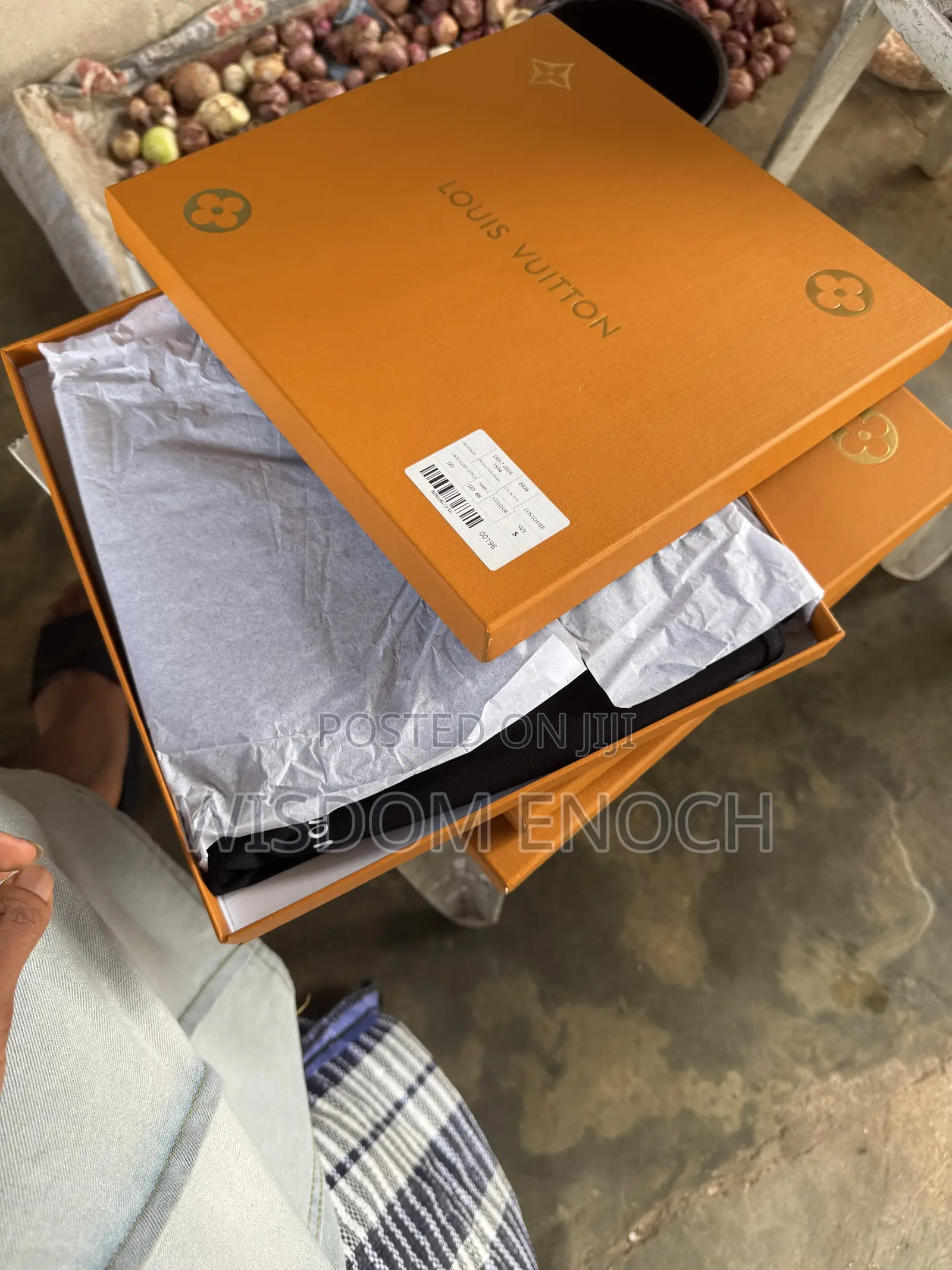 Luis Vuitton T Shirt