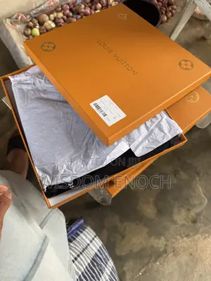 Luis Vuitton T Shirt