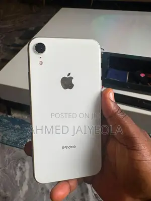 Apple iPhone XR 128 GB White