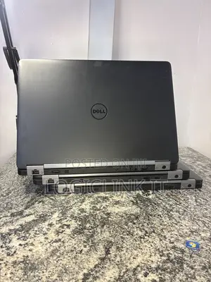 Laptop Dell Latitude 14 E7470 8GB Intel Core i5 SSD 256GB