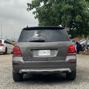 Mercedes-Benz GLK-Class 2014 Brown