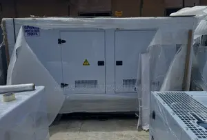 250kva England Perkins Diesel Soundproof Generator