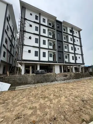 Furnished 3bdrm House in Surulere for sale