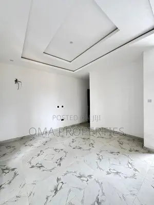 Furnished 3bdrm House in Surulere for sale