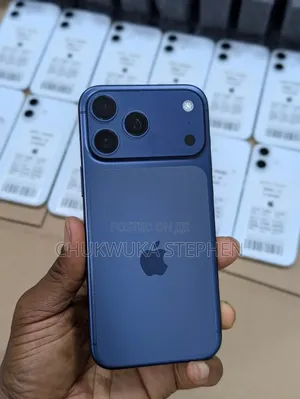 New Apple iPhone 17 Pro Max 256 GB Blue