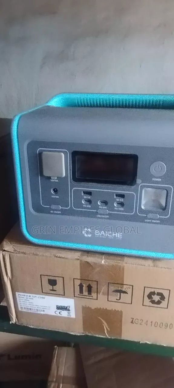 Baiche 512kwh/800w Output Solar Generator