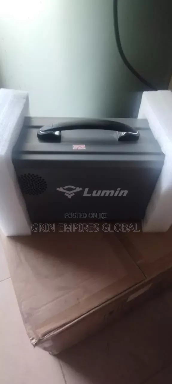 Lumin Solar Generator 512kwh/500w Output