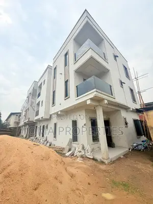 Furnished 3bdrm House in Oko-Oba for sale
