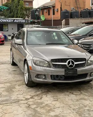 Mercedes-Benz C300 2009 Gray