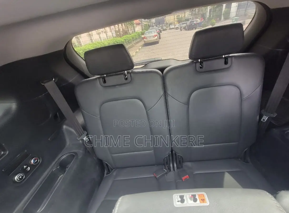 Hyundai Santa Fe 2018 Black