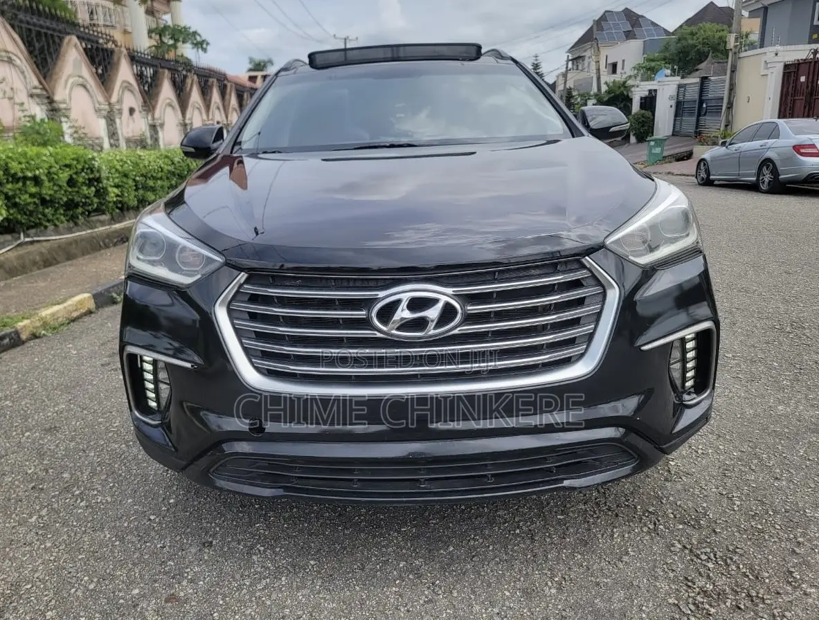 Hyundai Santa Fe 2018 Black