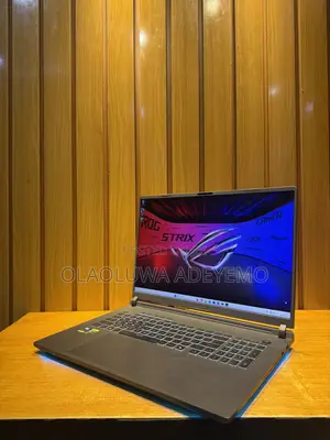 Laptop Asus ROG Strix SCAR Edition 32GB Intel Core Ultra 9 SSD 2T