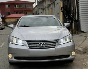 Lexus ES 350 2011 Silver