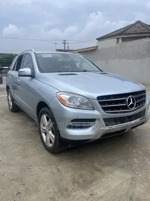 Mercedes-Benz M Class 2012 Blue