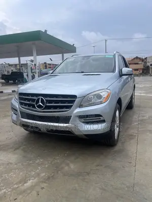 Mercedes-Benz M Class 2012 Blue