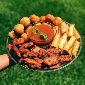 Cakes, Small Chops, Chin-Chin Surprise Packages | Umuahia