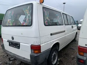 Volkswagen Transporter 2005 White