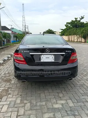 Mercedes-Benz C300 Luxury 4Matic Sedan AWD (3.0L 6cyl 7A) 2010 Black