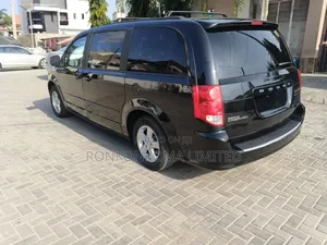 Dodge Caravan 2012 Black