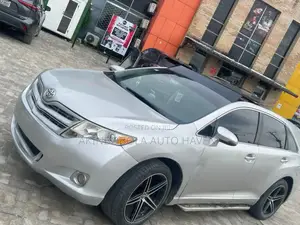 Toyota Venza 2012 Silver