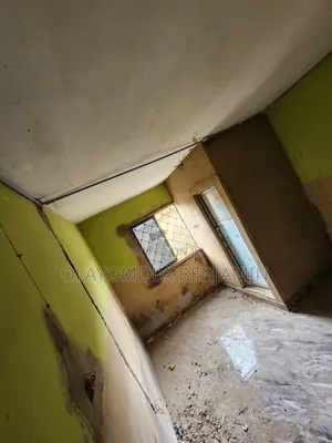 1bdrm Room & Parlour in Ejigbo / Ejigbo for rent