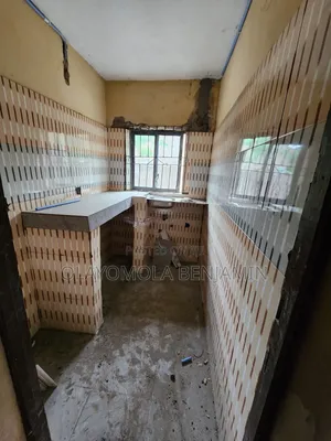 1bdrm Room & Parlour in Ejigbo / Ejigbo for rent
