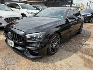 Mercedes-Benz E300 2017 Black