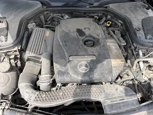 Mercedes-Benz E300 2017 Black