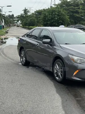 Toyota Camry 2017 Gray