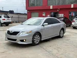 Toyota Camry SE V6 4dr Sedan (3.5L 6cyl 6AM) 2009 Silver