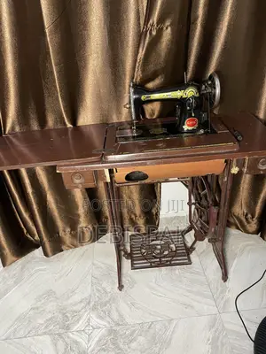 Manual Sewing Machine