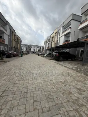 3bdrm Townhouse/Terrace in Idu for sale