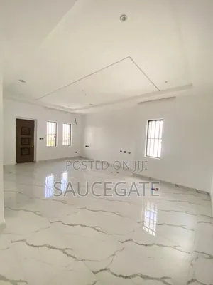 4bdrm Duplex in Apple Junction for sale