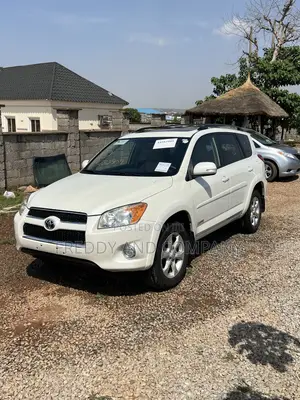 Toyota RAV4 2.5 Limited 4x4 2011 White