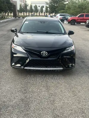 Toyota Camry SE 2021 Black